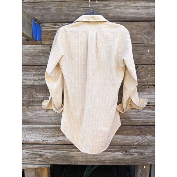 Career Club vintage butterfly collar button down shirt. In excellent condition. - Picture 4 of 8